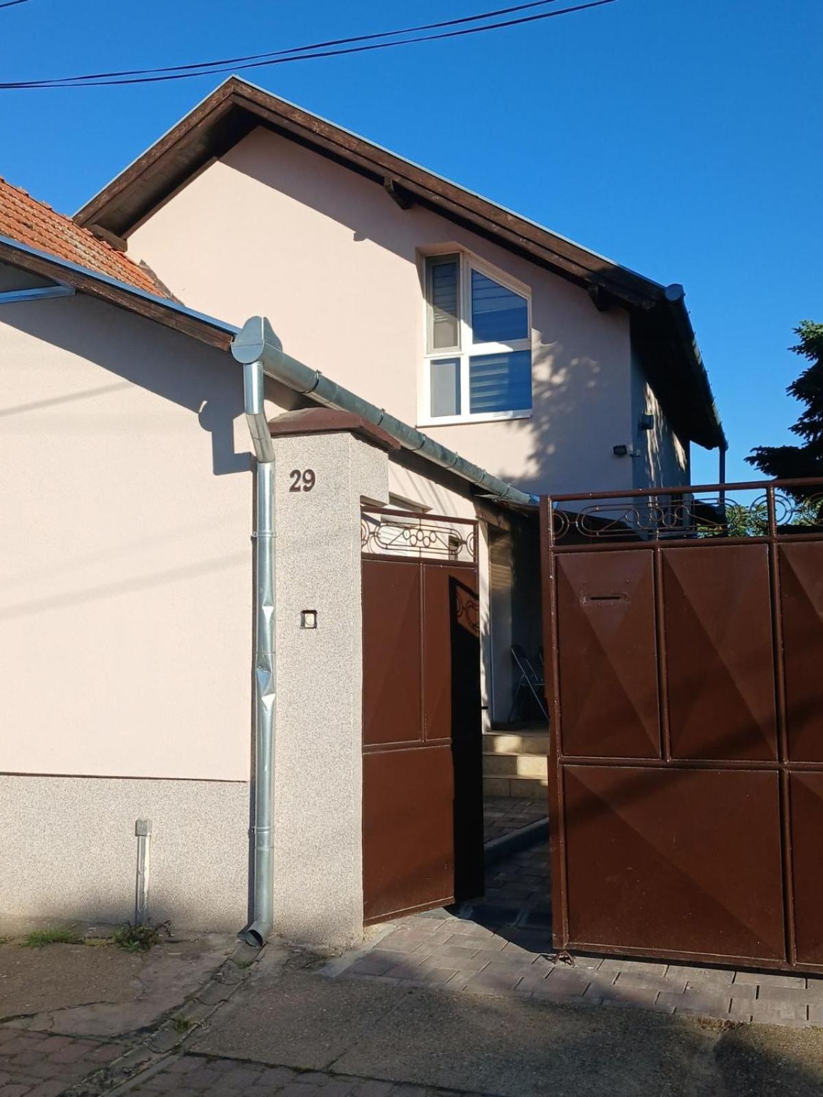 Mega Apartment Subotica Luaran gambar
